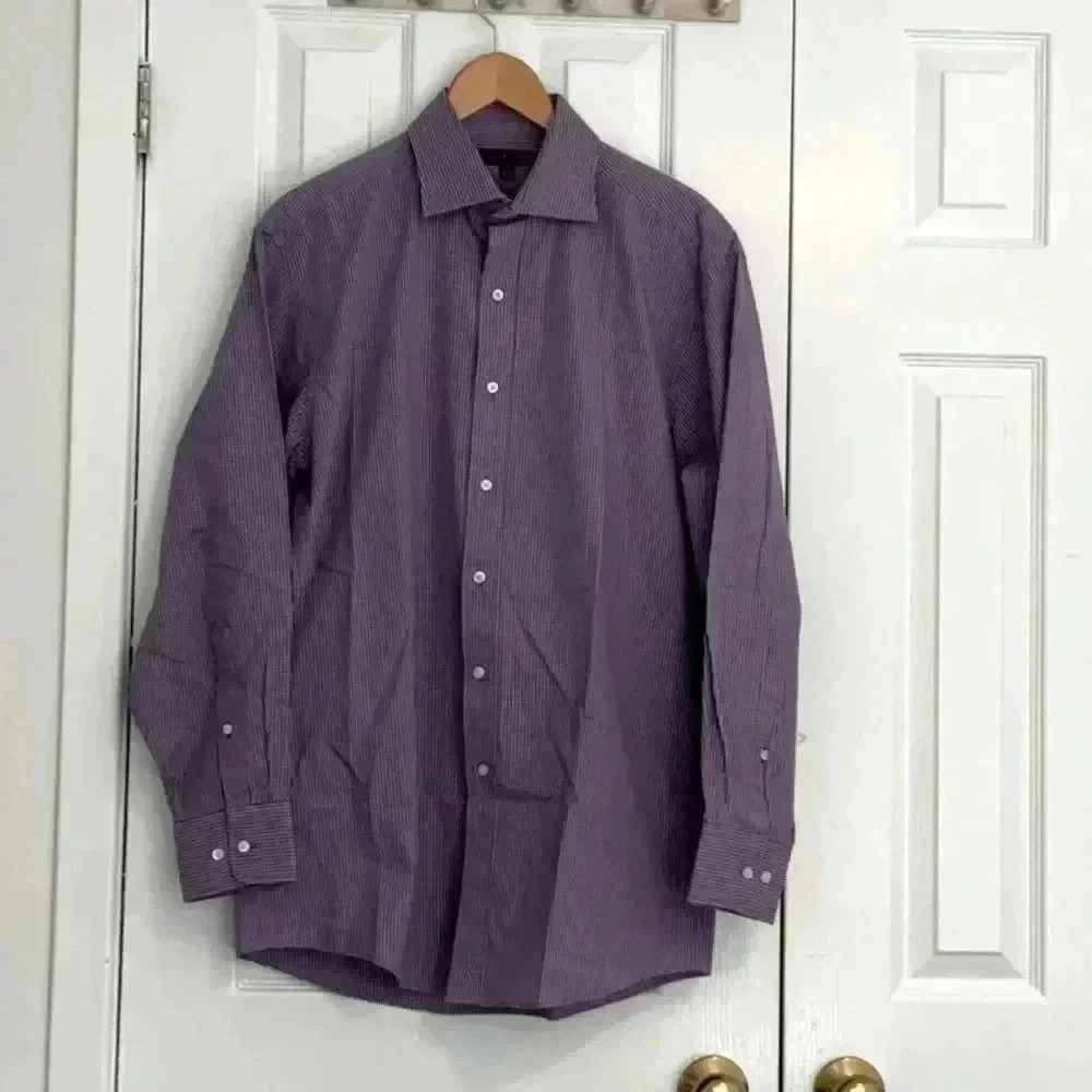 NWOT Tommy Hilfiger Dress Shirt in Size 15.5 Collar